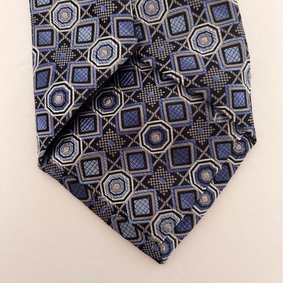 PRONTO UOMO BLUE SILK TIE - Picture 3 of 8